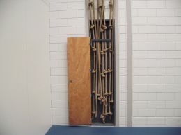 HOUTEN DEUR T.B.V. INBOUWNIS KT INST/RINGENSTEL